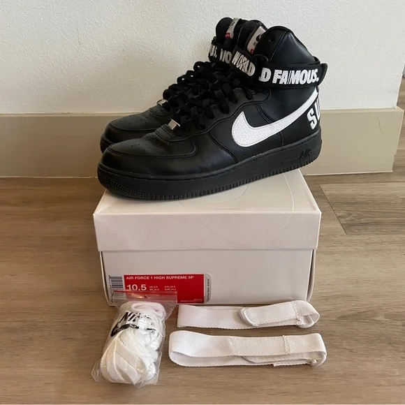 RARE NIKE AIR FORCE 1 HIGH SUPREME - WORLD FAMOUS - BLACK WHITE 698696-010 2014 - Picture 1 of 8